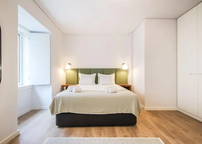 Outstanding Liberdade Spacious 2 Bedroom W Ac شقة *