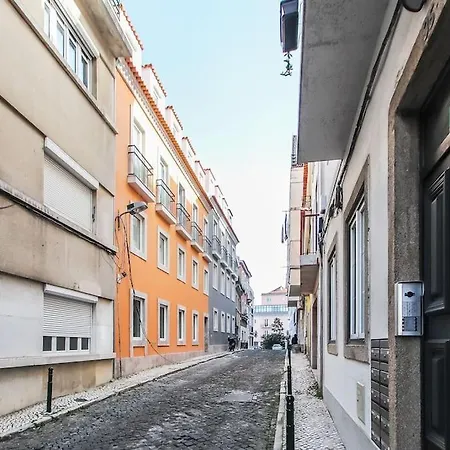 Outstanding Liberdade Spacious 2 Bedroom W Ac Апартаменты